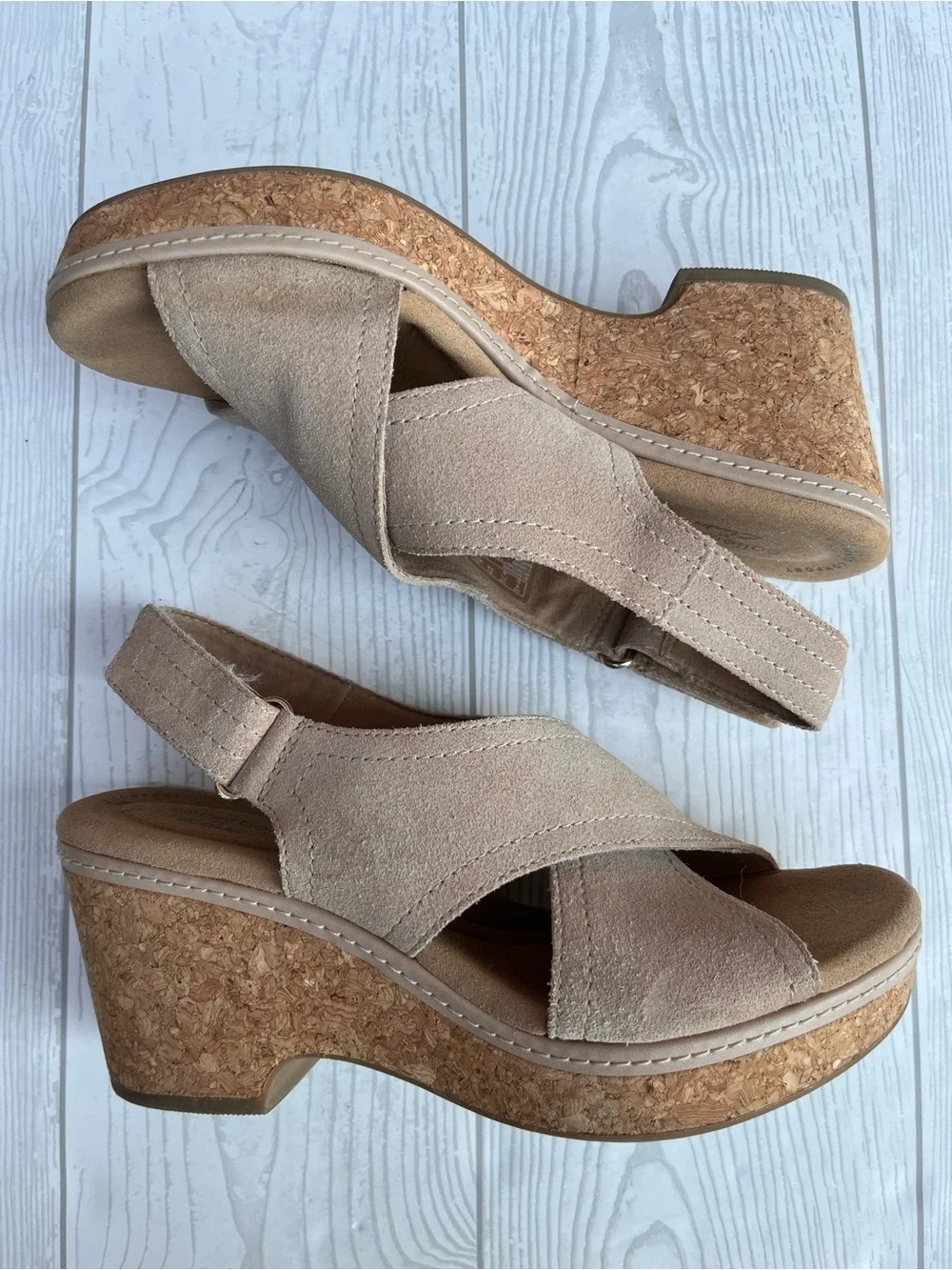 Clarks Giselle Cove Platform Wedge Sandals Sand Taupe Size 7.5 M
